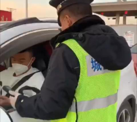 	手持测温扫健康码设备案例：RD60助力包头市高速公路出入口防疫检测